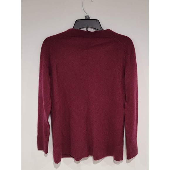 C By Bloomingdales 100% 2 Ply Cashmere Wine Color V Neck Cardigan L - Picture 3 of 10
